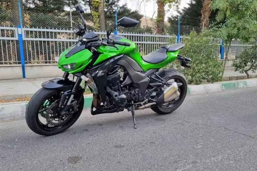 کاوازاکی، Z1000