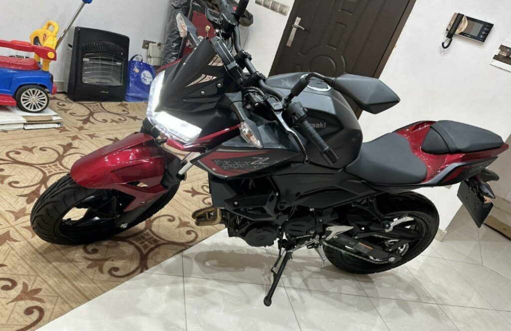 موتور   کاوازاکی Z 250