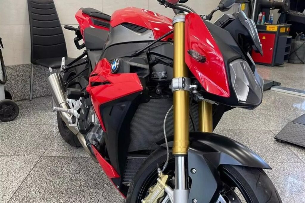 ب ام و، S 1000 RR