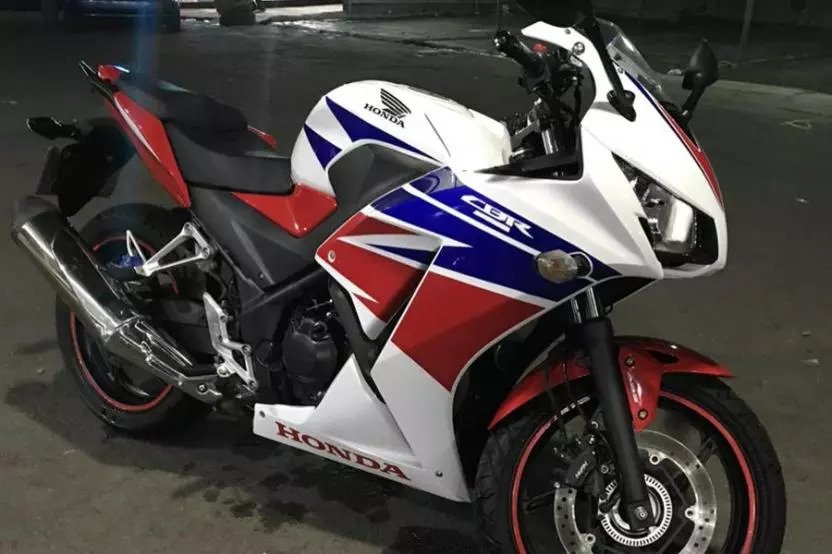 هوندا، CBR 300