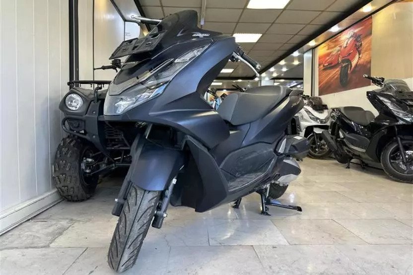 هوندا، PCX 160