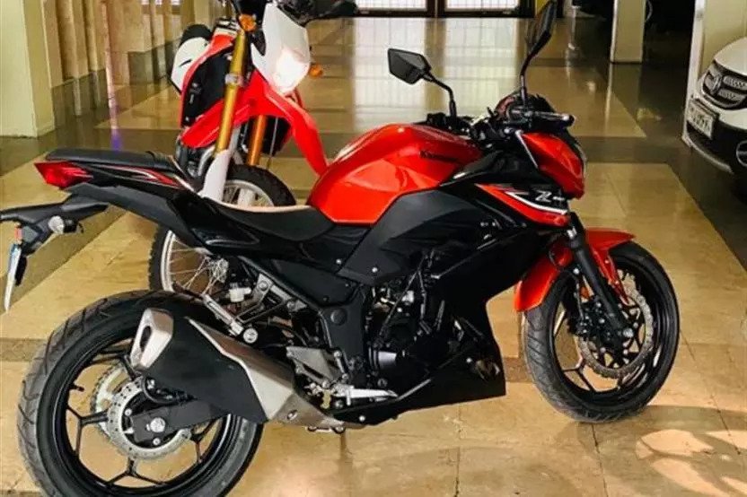 کاوازاکی، Z250