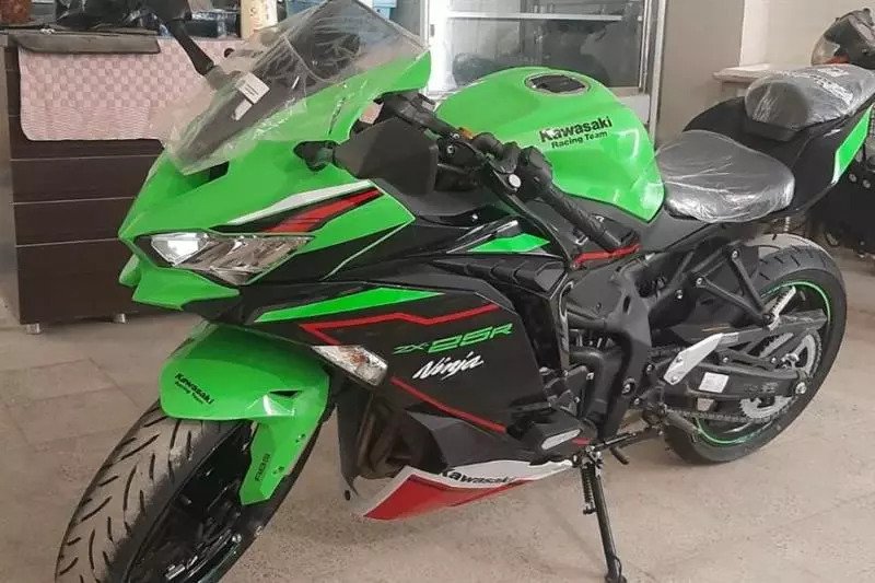 کاوازاکی، نینجا ZX-25R