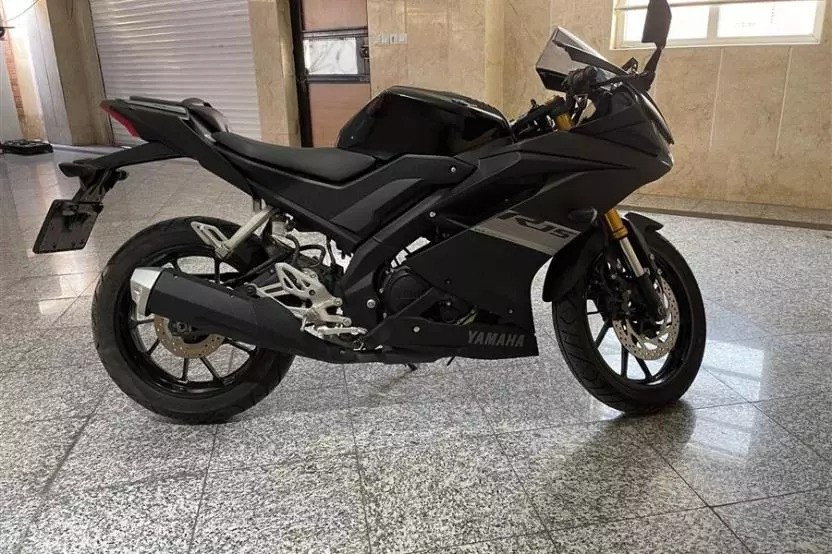 یاماها، YZF R15