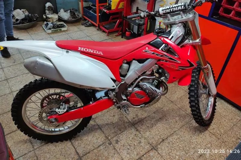 هوندا، CRF 250