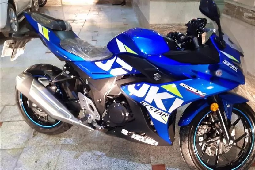 سوزوکی، GSX 250 R