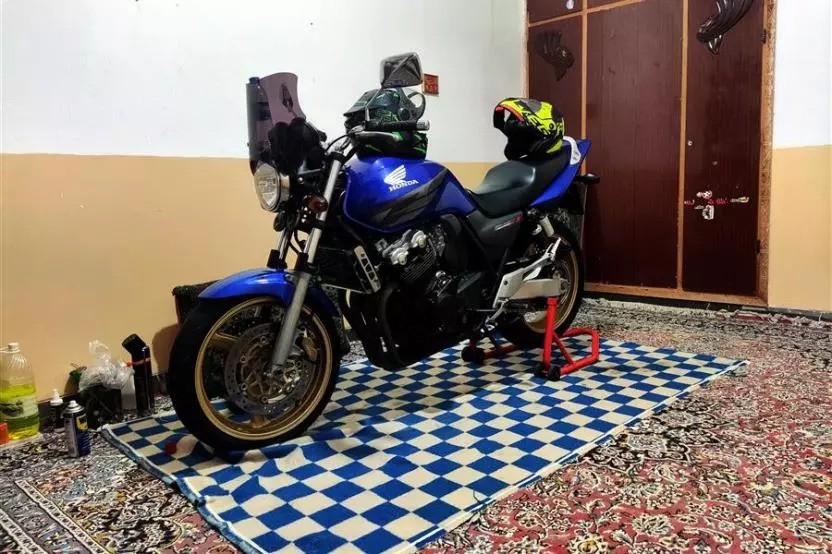 هوندا، CB 400