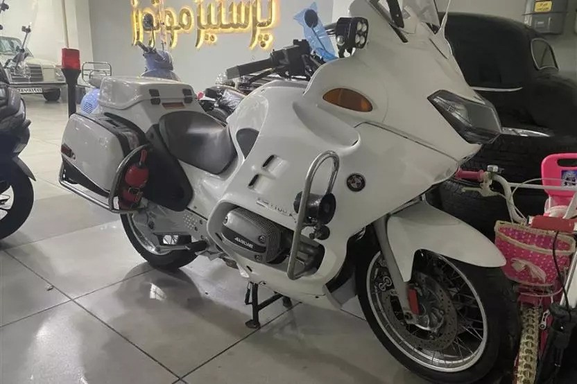 ب ام و، R 1100 RT