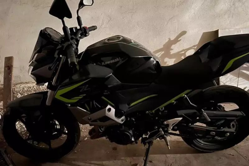 کاوازاکی، Z250